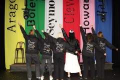 Staff-Inez-back-view-6-pose